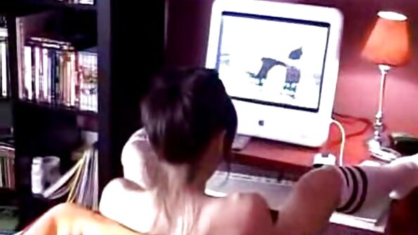 امرأة بالغة يرتب الائتمان مجموعة افلام روسيه جنسيه الجنس في المنزل