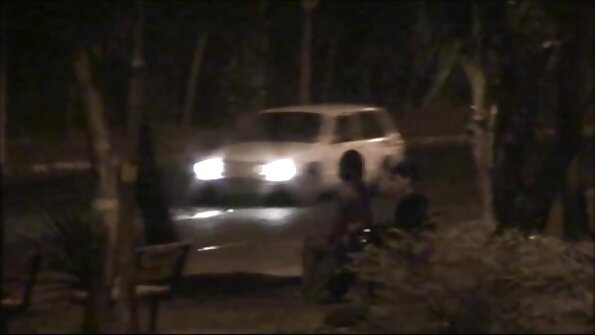 من الصعب أن افلام جنسية قصيرة يمارس الجنس في سيارة أجرة ، ولكن أنا حقا أريد أن